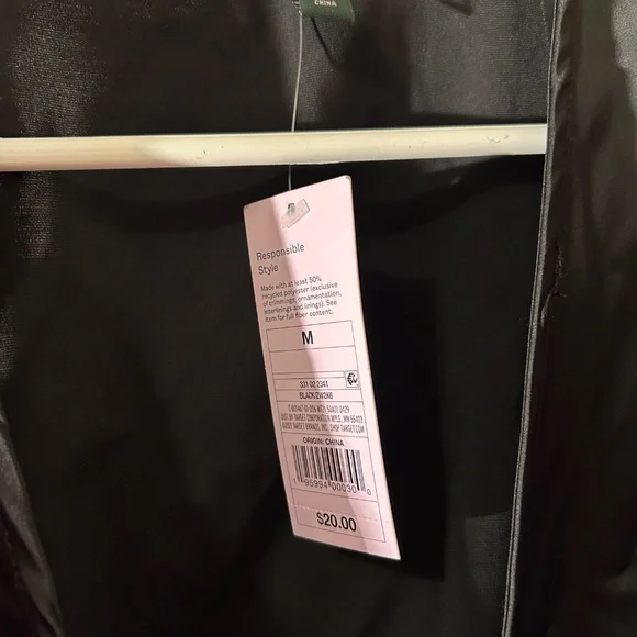 Wild Fable black top with tie front, slight ruffle sleeves - Picture 3 of 3